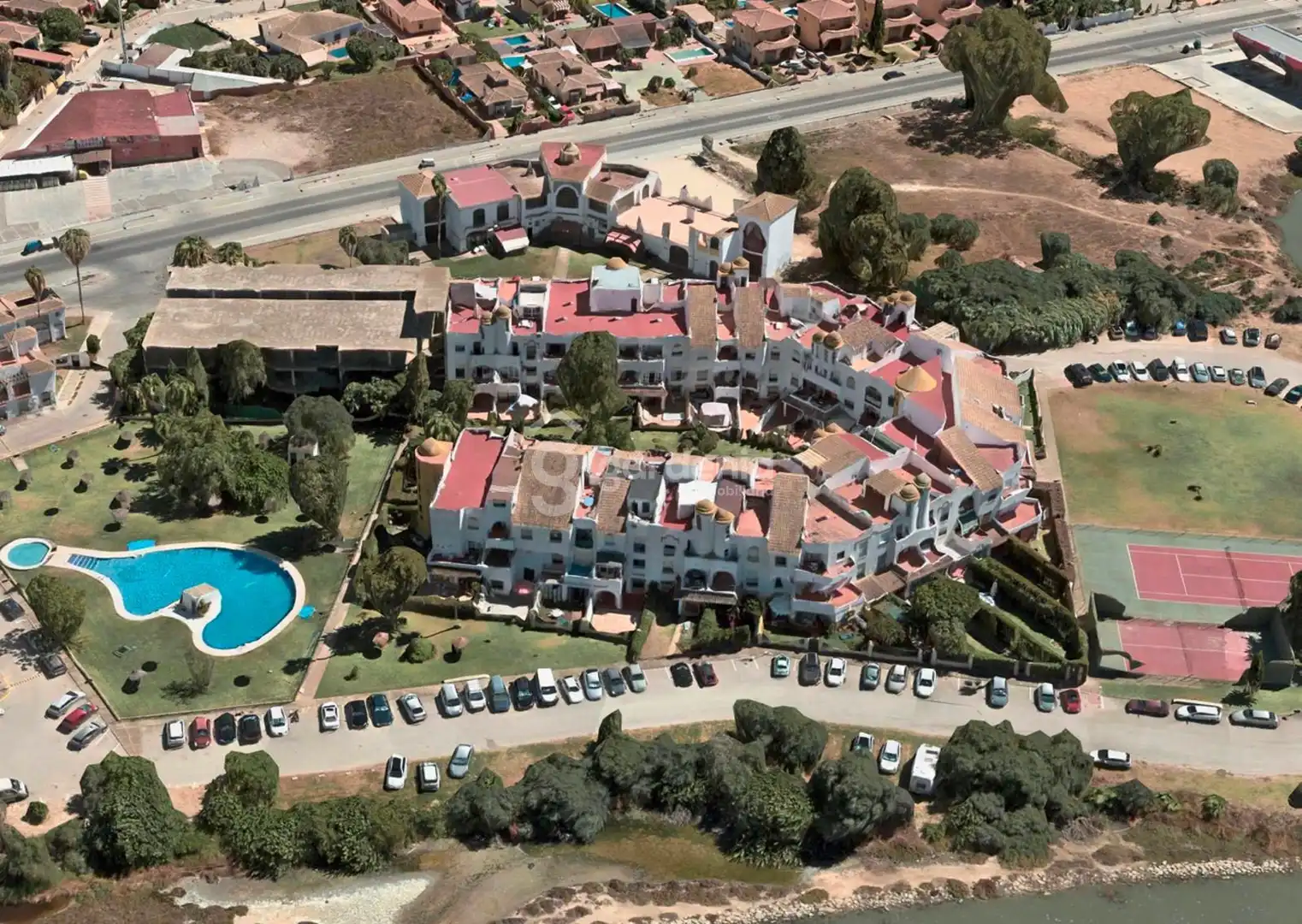 Piso en venta en Apartaclub La Barrosa, Los Gallos