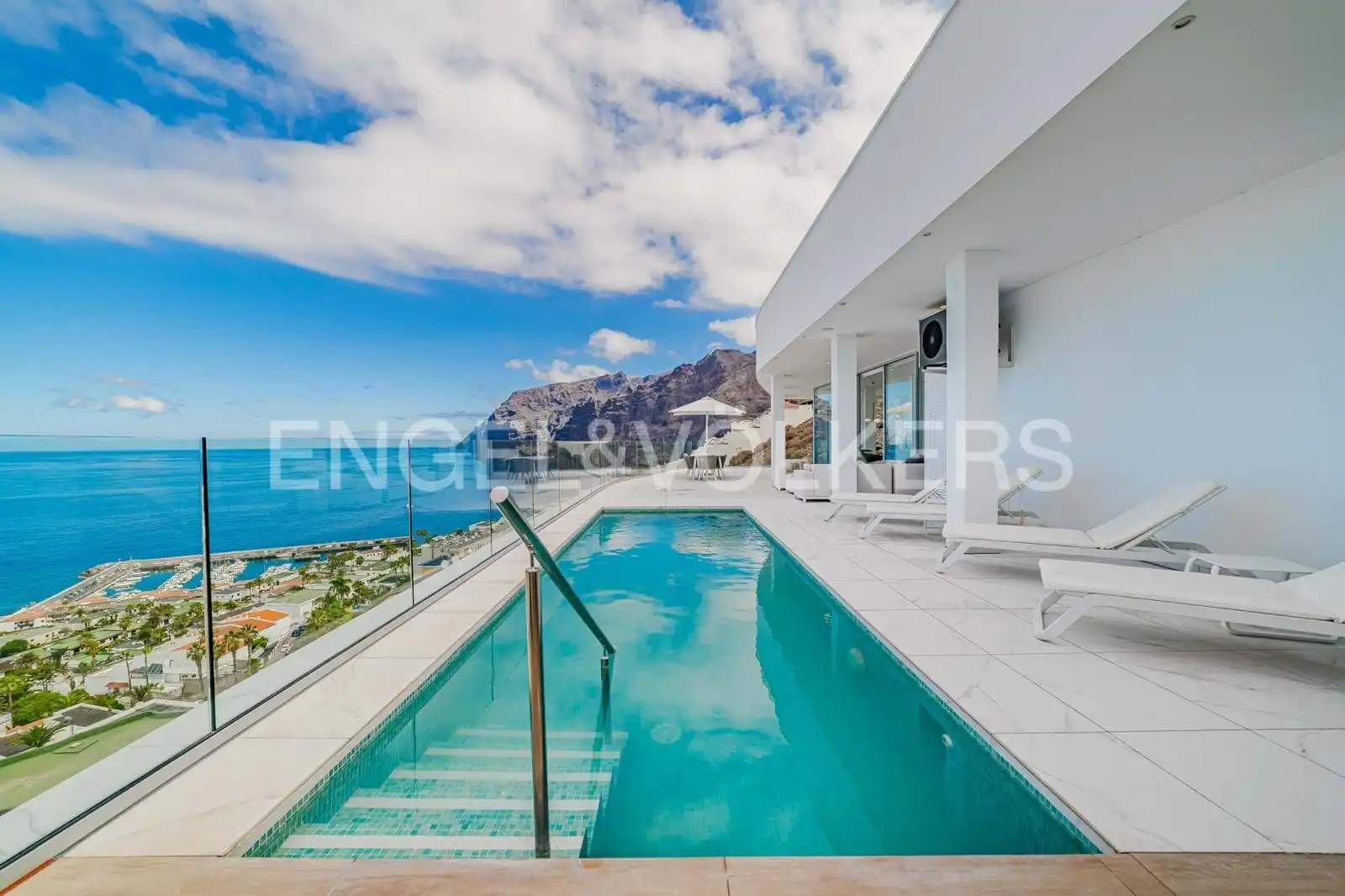 Exterior view of Flat for sale in Santiago del Teide  with Air Conditioner, Terrace and Swimming Pool