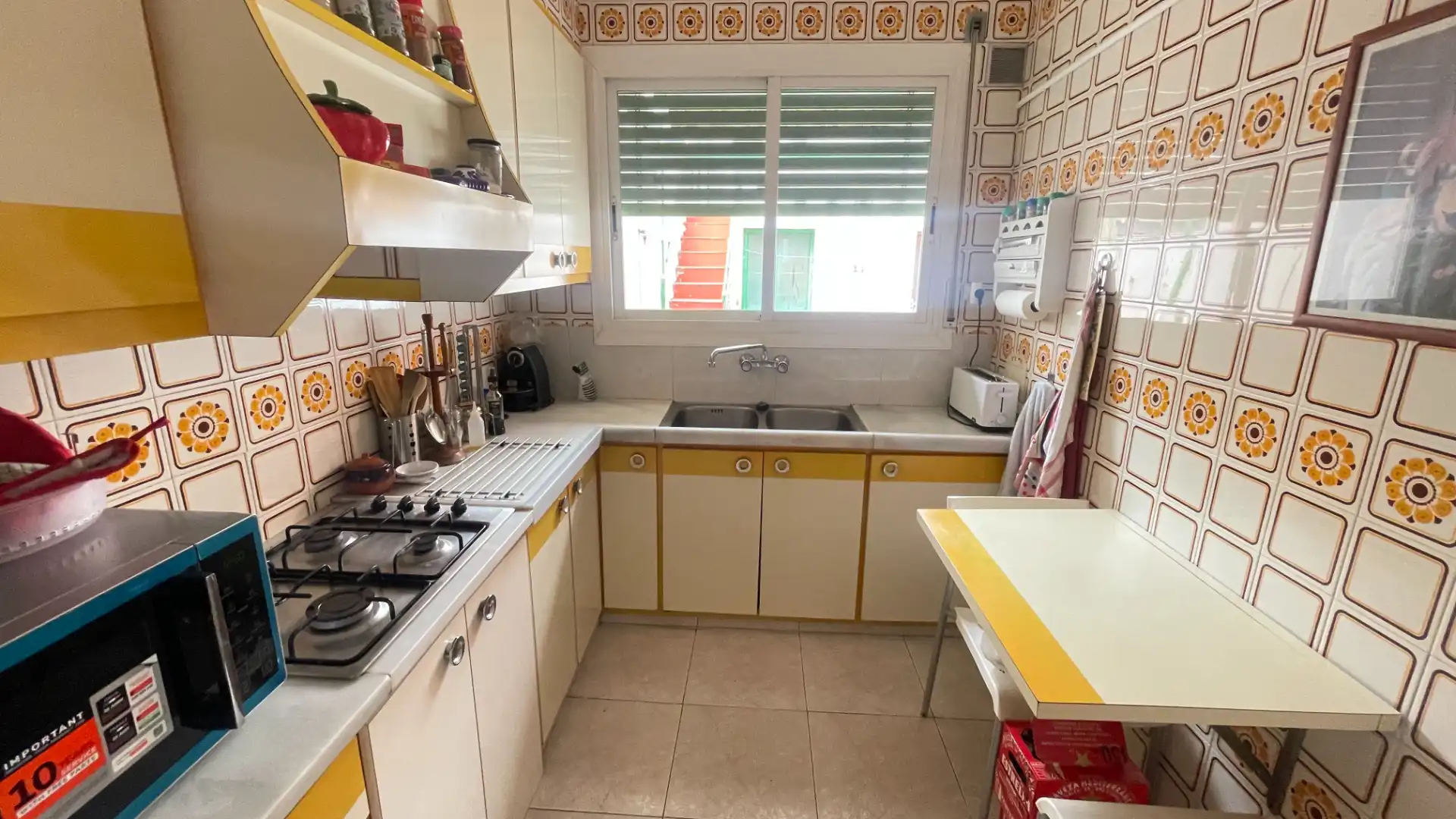 Küche von Einfamilien-Reihenhaus zum Verkauf in Terrassa mit Heizung und Terrasse