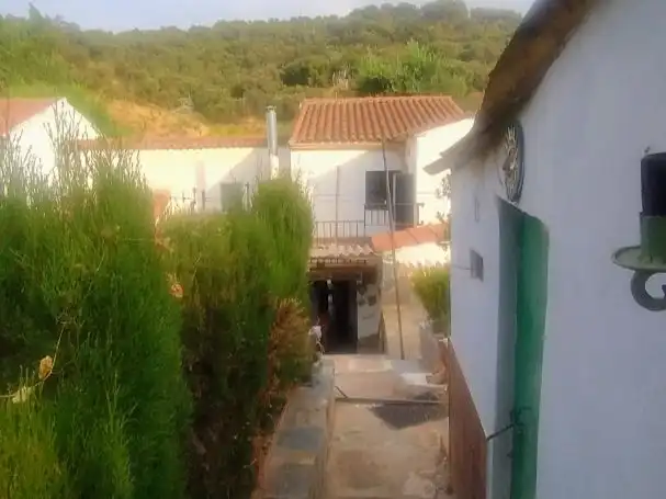 Vista exterior de Casa o xalet en venda en San Nicolás del Puerto amb Terrassa