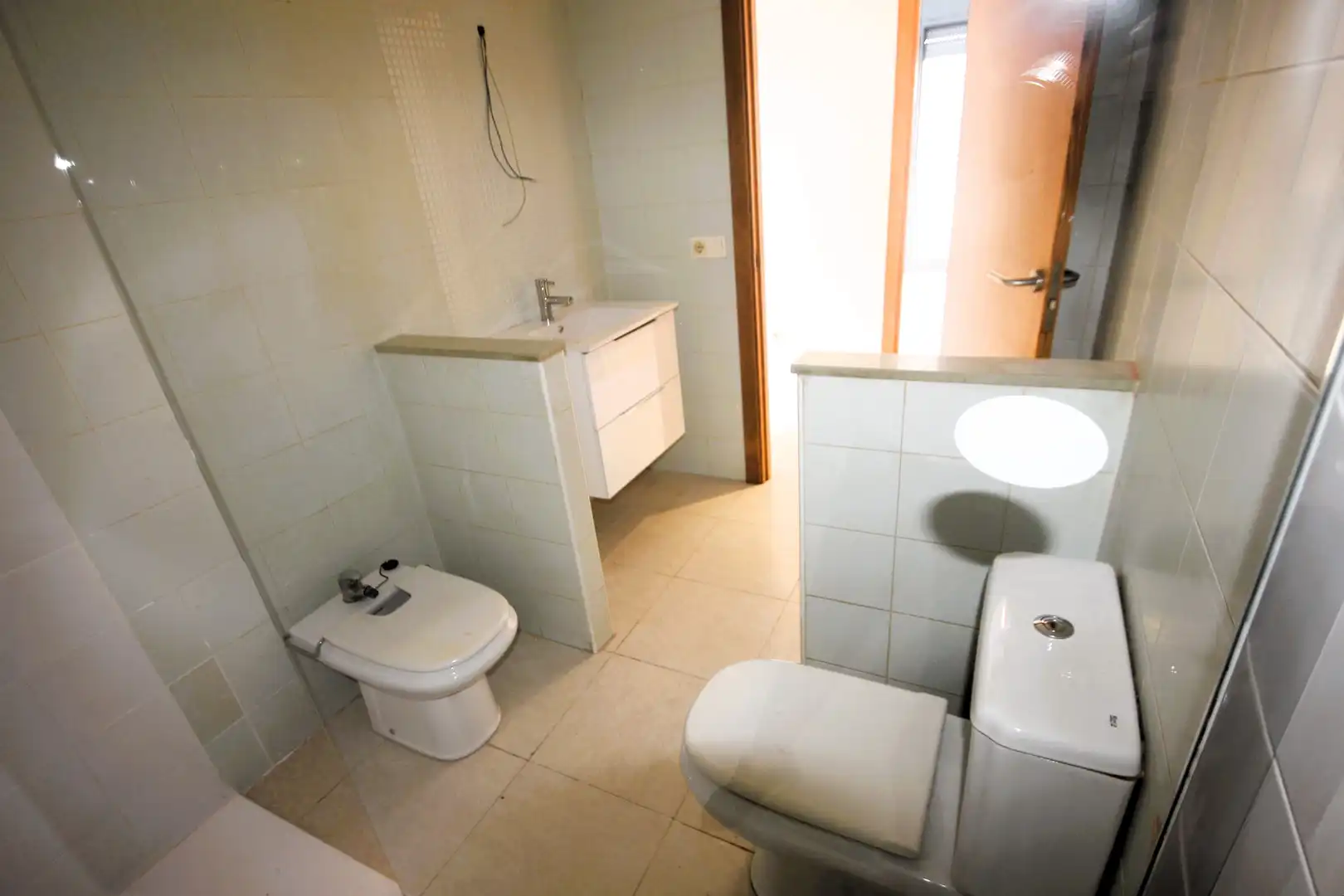 Badezimmer von Dachboden zum Verkauf in Mont-roig del Camp mit Klimaanlage, Terrasse und Gemeinschaftspool