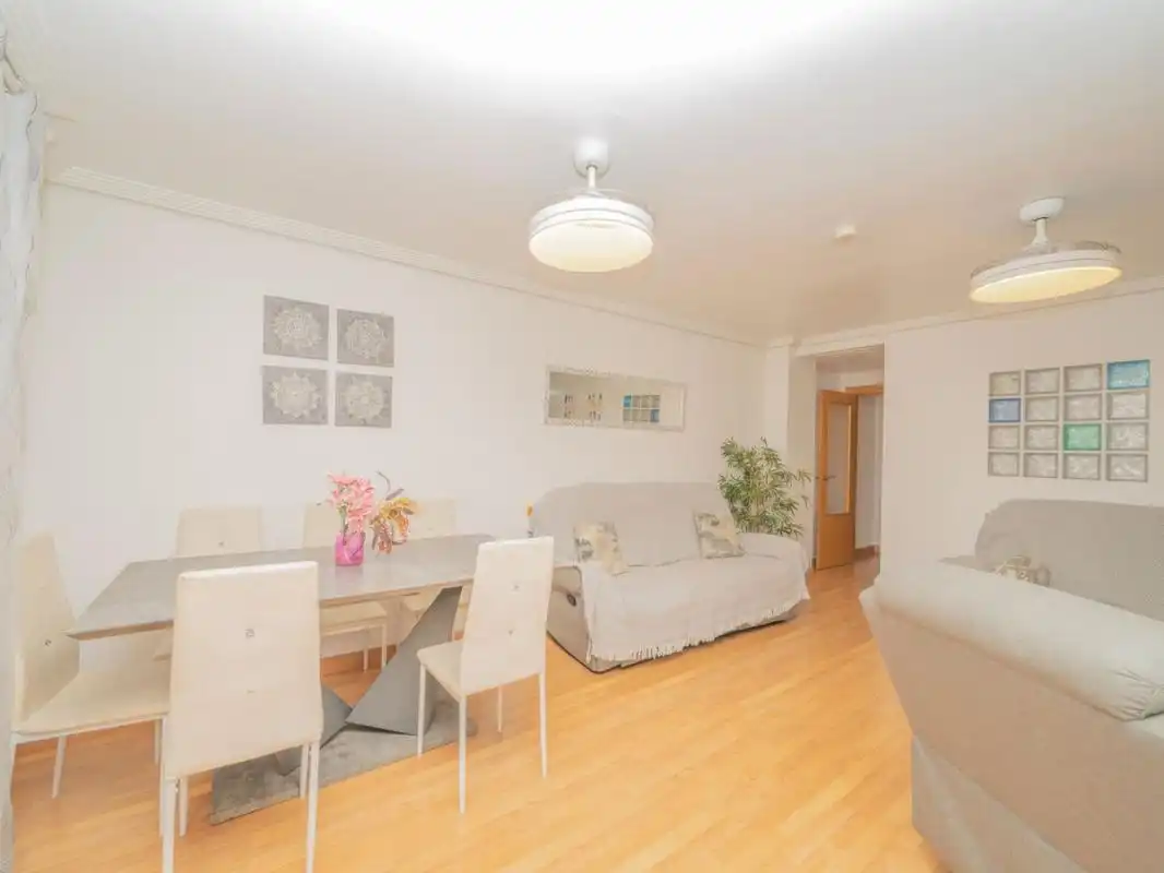 Flat with terrace for sale in C. los Molinos, imagen 6