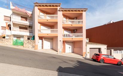 Exterior view of Single-family semi-detached for sale in Roda de Berà