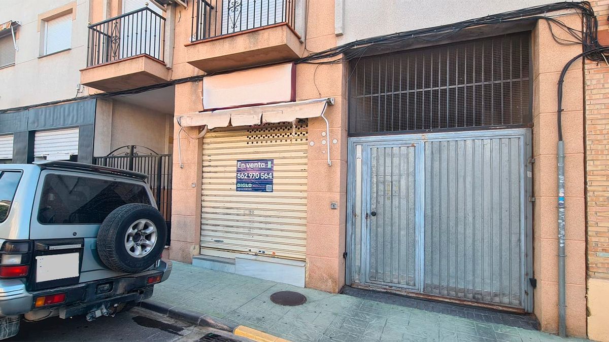 Exterior view of Premises for sale in Peligros
