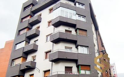 Exterior view of Flat for sale in Bilbao   with Balcony