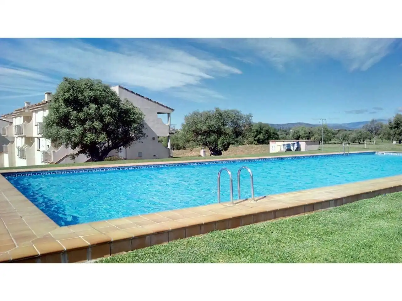 Piscina de Apartamento en venta en San Jorge / Sant Jordi con Terraza, Amueblado y Alarma
