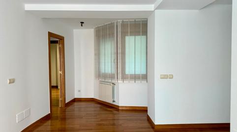 Foto 5 de Pis de lloguer a Calle Emilio Pino, Centro - Ayuntamiento, Cantabria