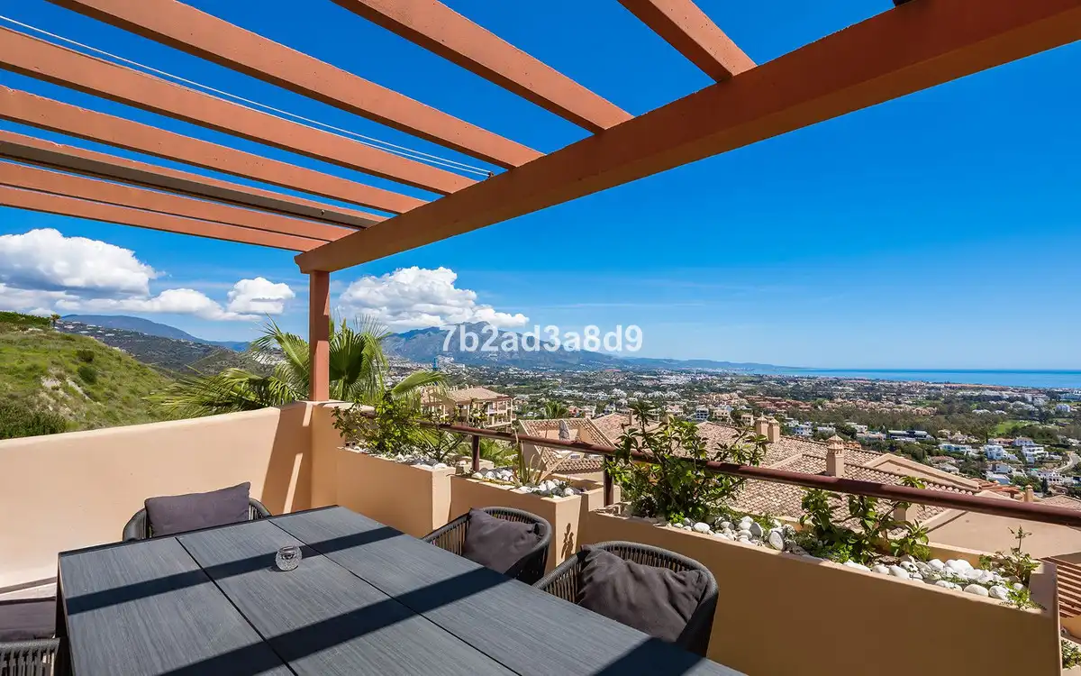 Terrassa de Àtic en venda en Estepona amb Aire condicionat, Terrassa i Moblat