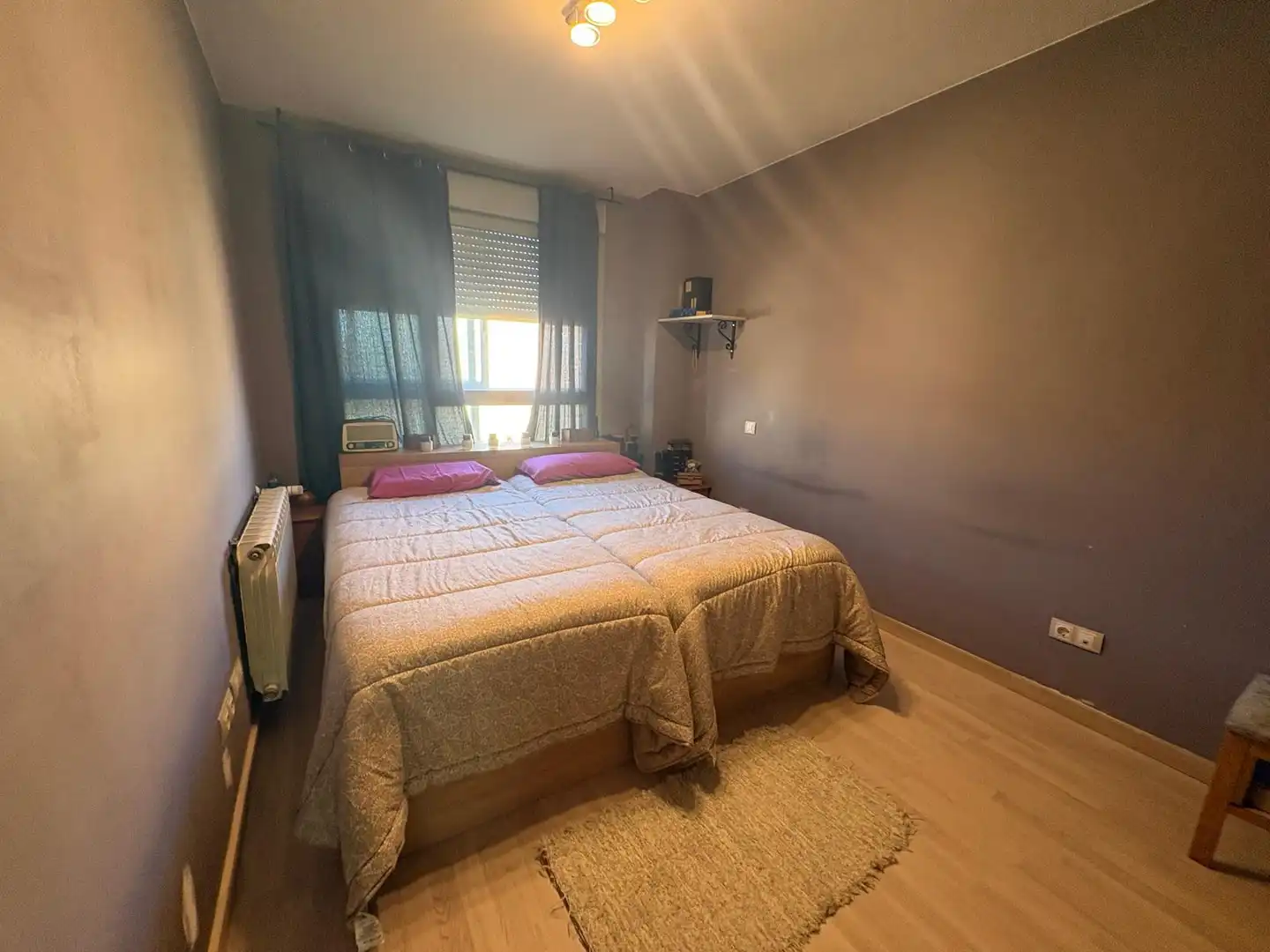 Schlafzimmer von Dachboden zum Verkauf in Yebes mit Klimaanlage, Heizung und Terrasse