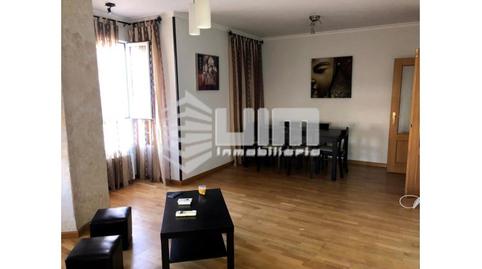 Foto 5 de Pis en venda a Trabajo, Avenida de Abril - 9 de Octubre, Sagunto / Sagunt