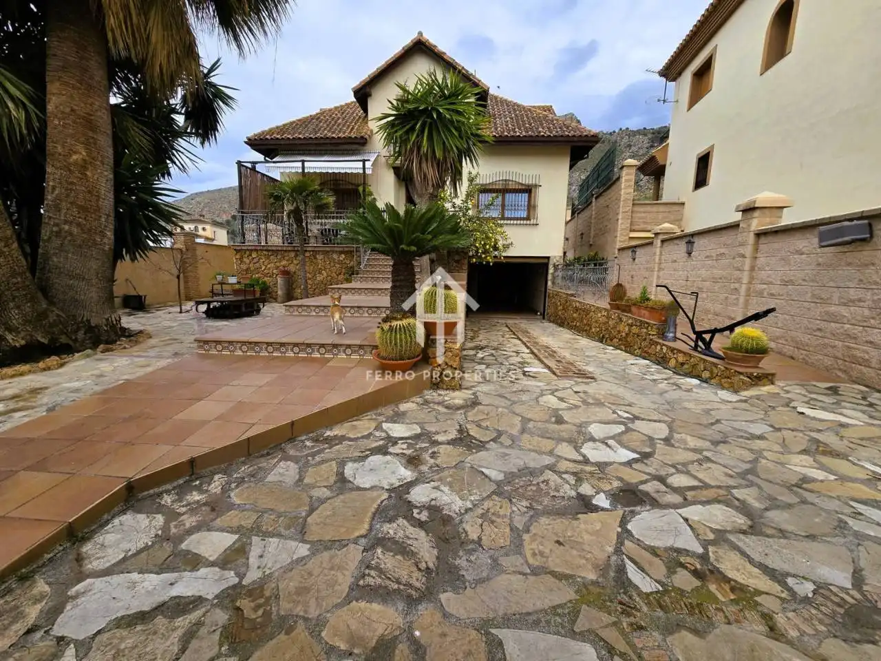 Vista exterior de Casa o chalet en venta en Loja con Aire acondicionado, Calefacción y Jardín privado