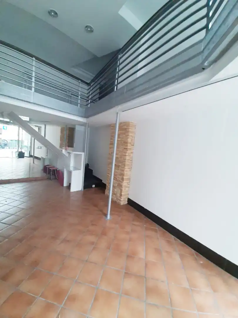Local comercial de lloguer a Avenida Constitucion 84, imagen 10