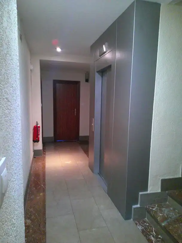 Oficina de alquiler en  Pamplona / Iruña con Calefacción