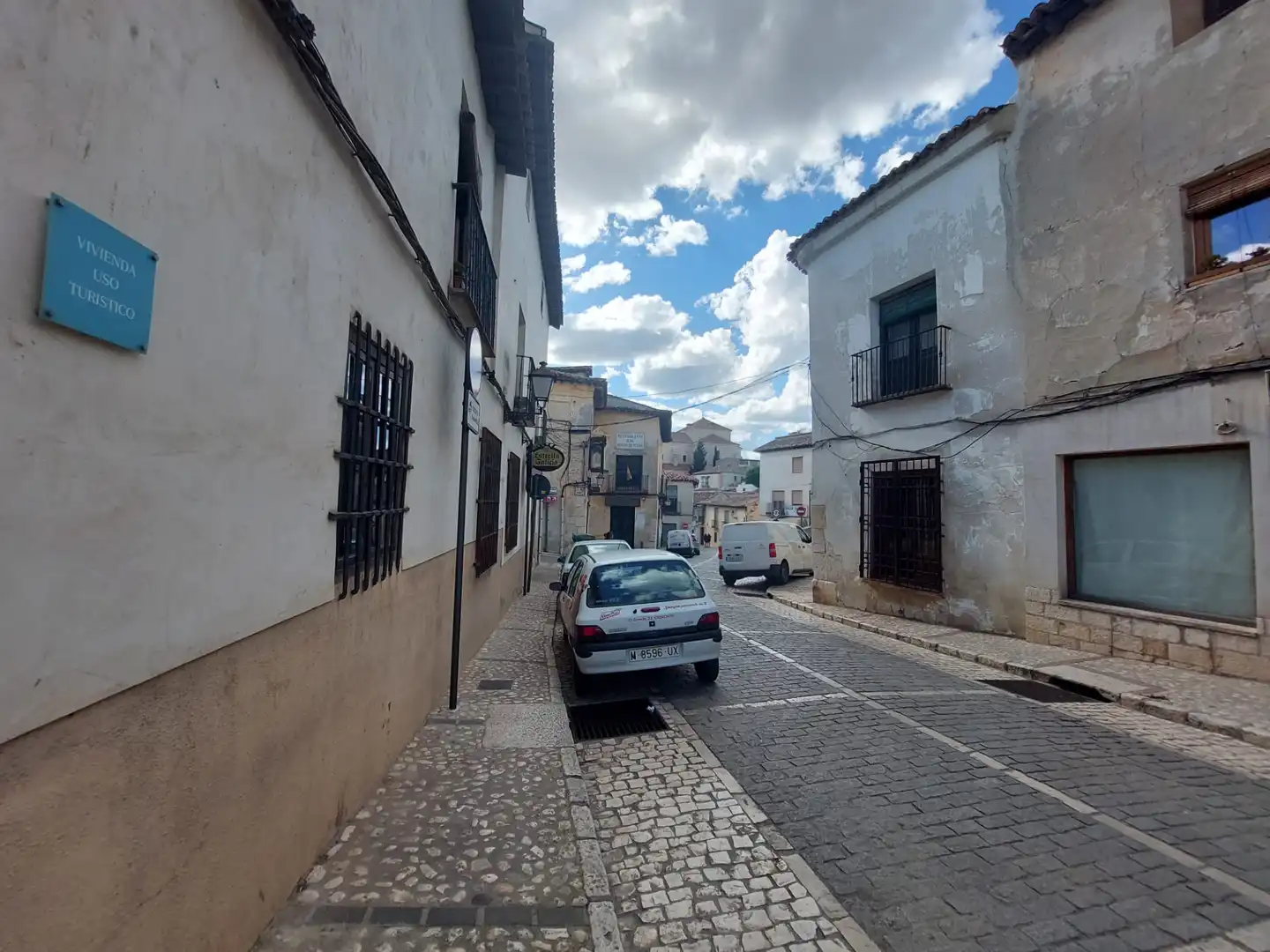 Vista exterior de Casa adosada en venda en Chinchón amb Aire condicionat, Calefacció i Jardí privat