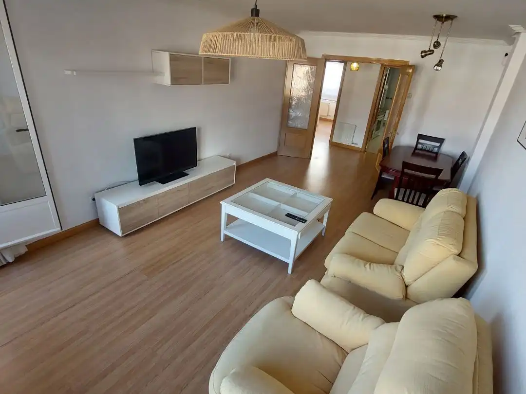 Wohnzimmer von Wohnung zur Miete in San Andrés del Rabanedo pueblo