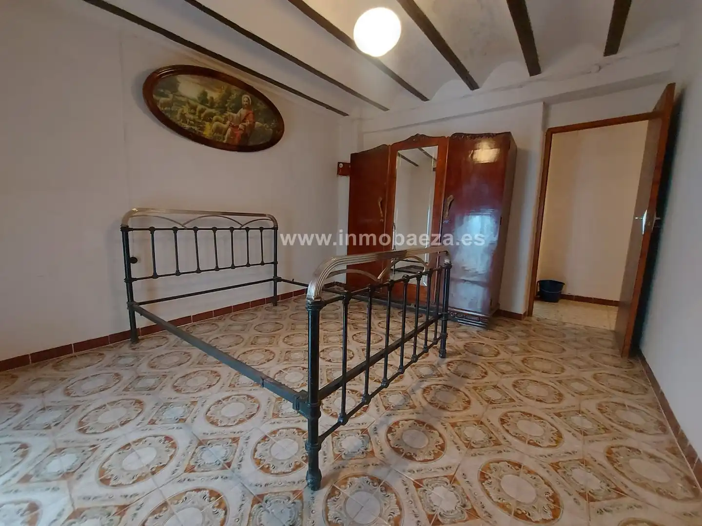 Casa amb terrassa en venda a Baeza, imagen 3