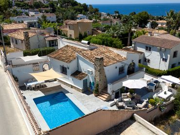 Casa con jardín en venta en Calle BESUC