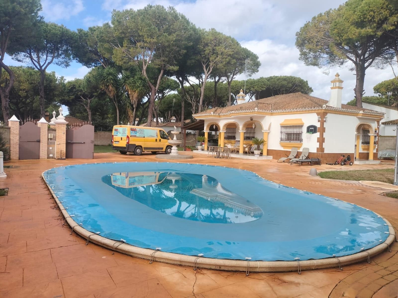Piscina de Casa o xalet en venda en Chiclana de la Frontera amb Traster, Piscina i Moblat