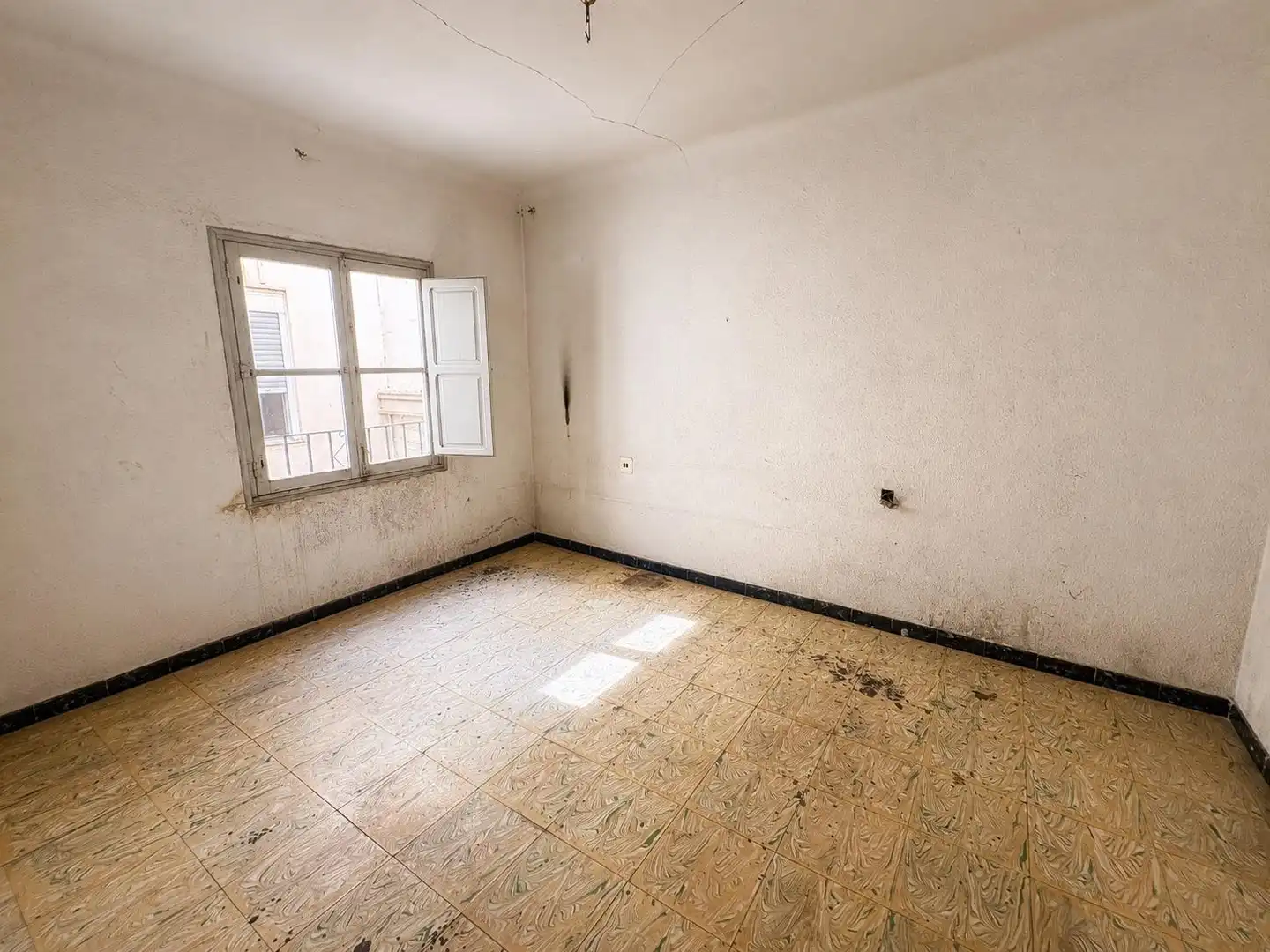 Dormitori de Apartament en venda en Elche / Elx amb Balcó