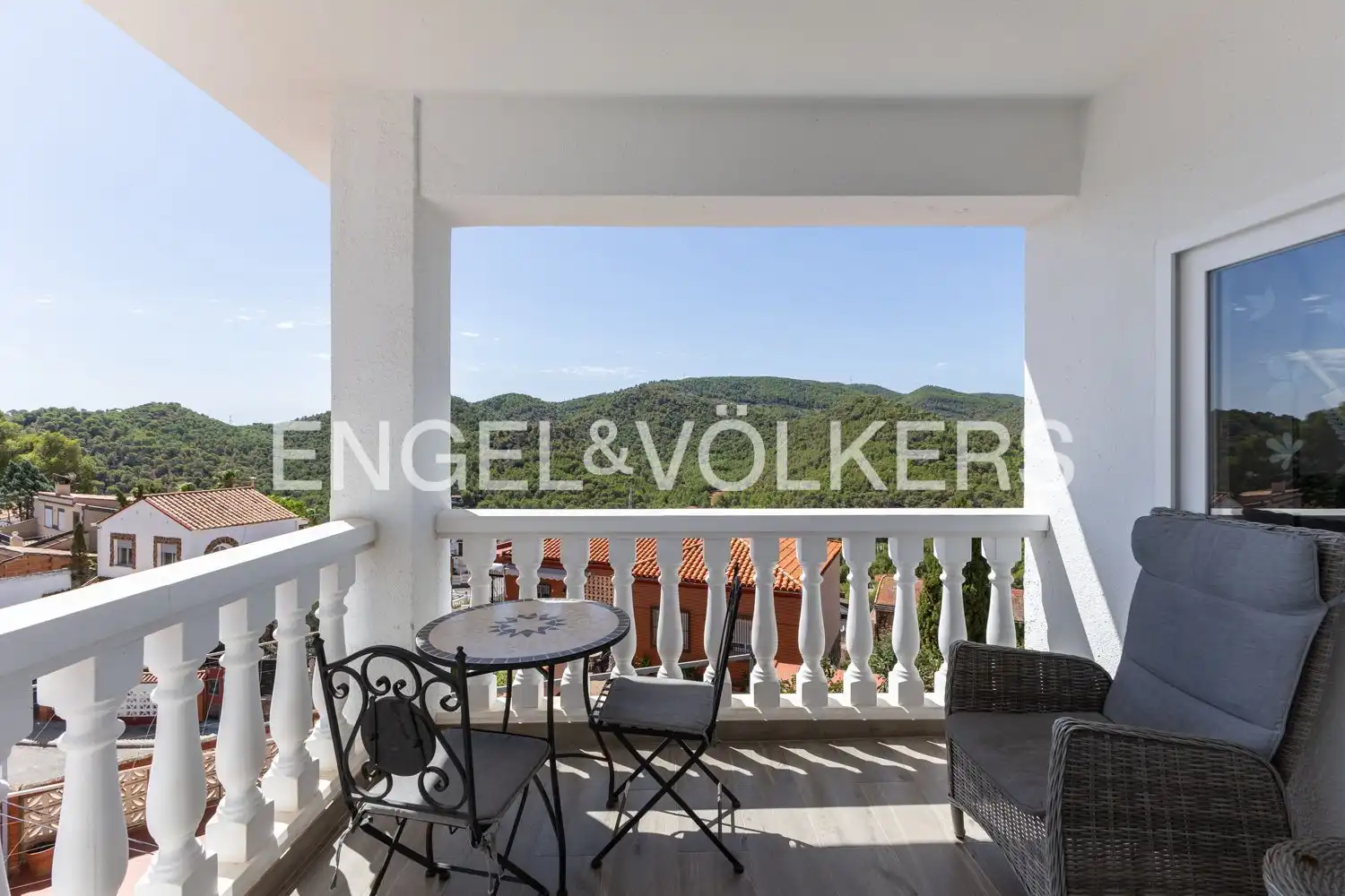 House with pool for sale in Gilet, imagen 2