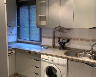 Kitchen of Flat to rent in  Córdoba Capital