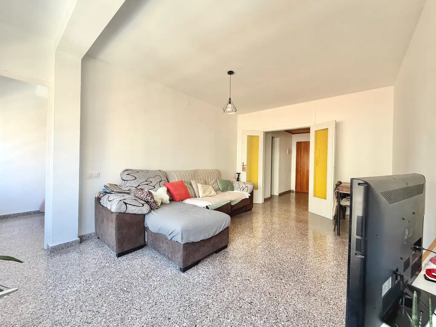 Sala d'estar de Pis en venda en Vilafranca del Penedès amb Moblat i Balcó