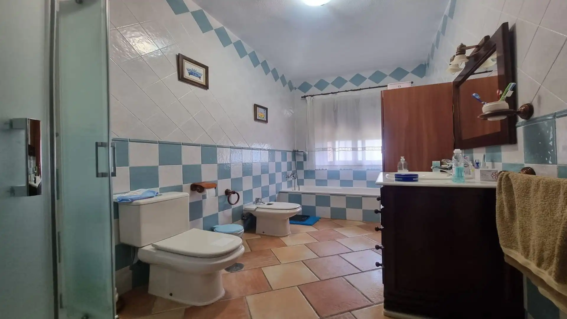 Bany de Casa o xalet en venda en Alhaurín El Grande amb Aire condicionat i Piscina