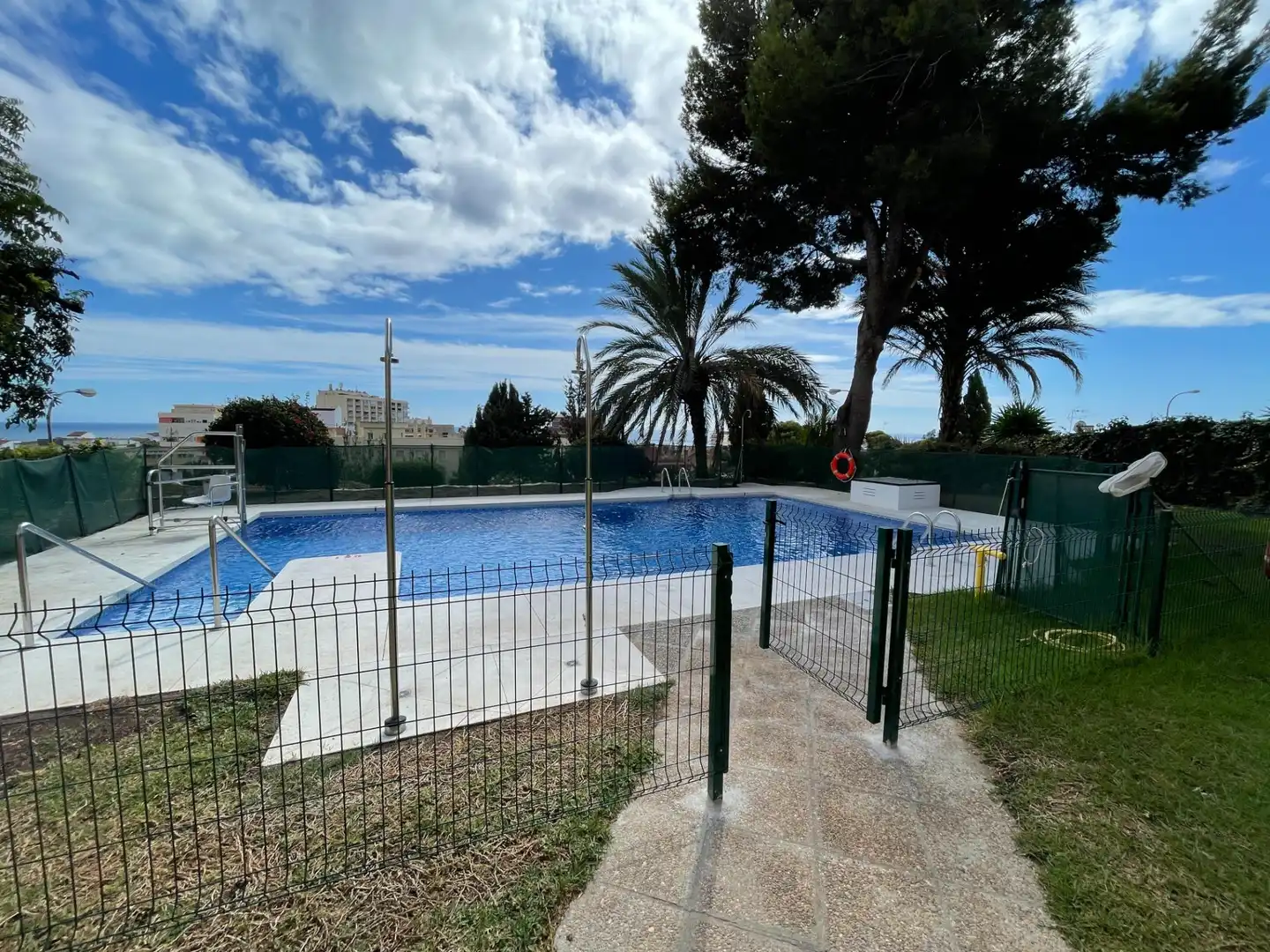 Schwimmbecken von Wohnung zum Verkauf in Torremolinos mit Terrasse, Möbliert und Gemeinschaftspool