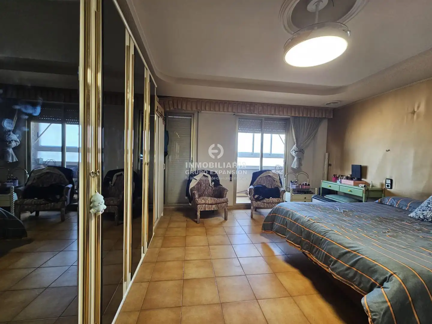 Habitación de Piso en venta en Novelda con Balcón