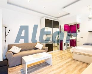 Living room of Flat to rent in  Madrid Capital  with Air Conditioner