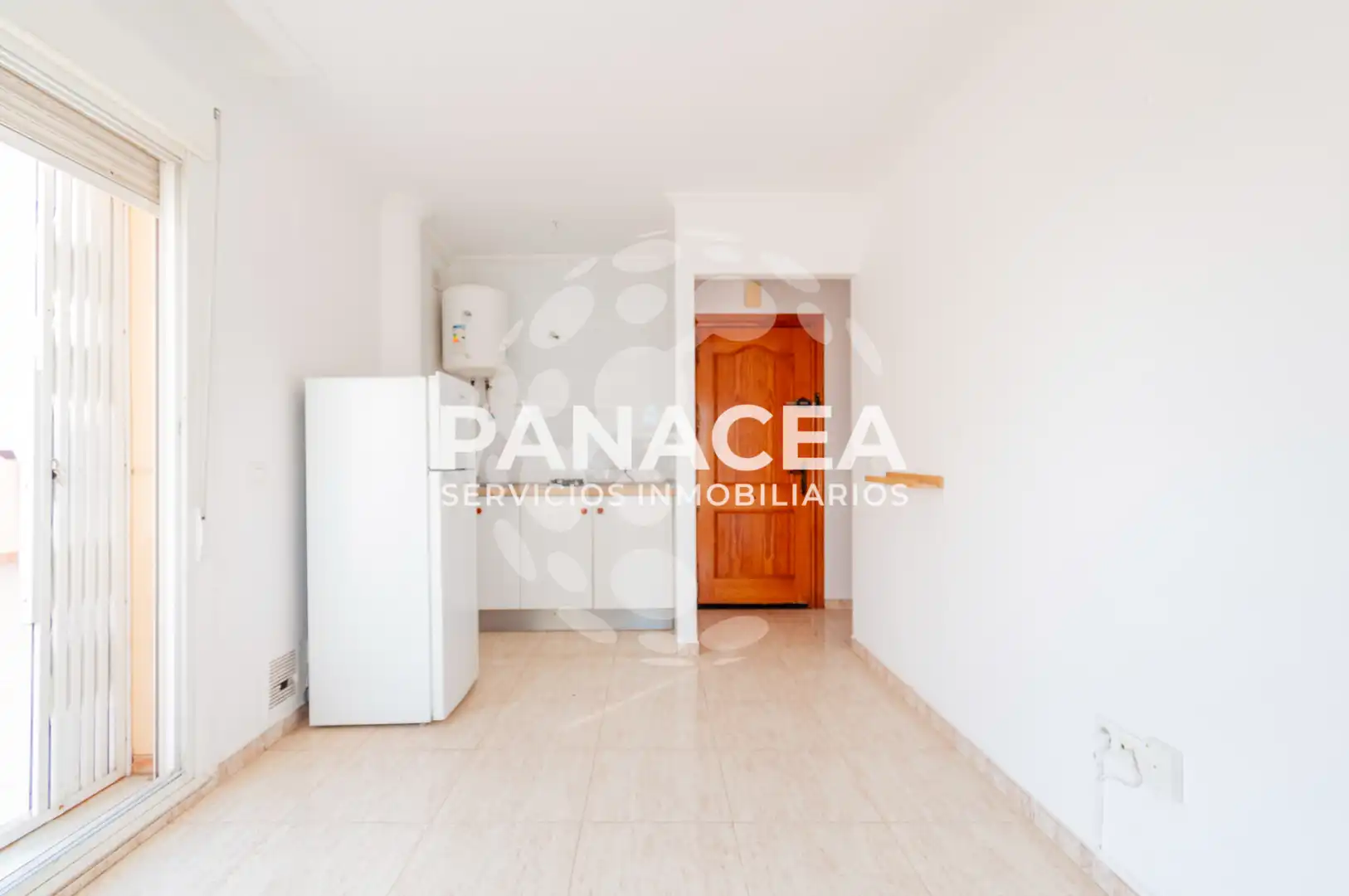 Ático en venta en Roquetas de Mar con Terraza y Amueblado