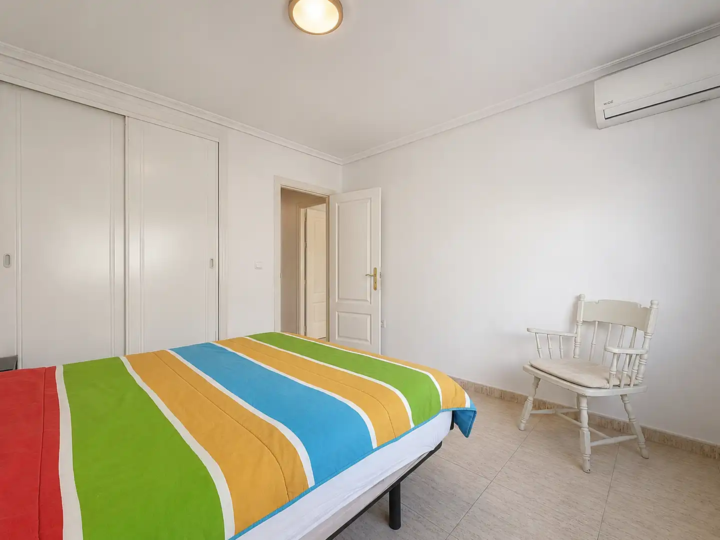 Dormitori de Apartament en venda en Orihuela amb Aire condicionat, Jardí privat i Terrassa