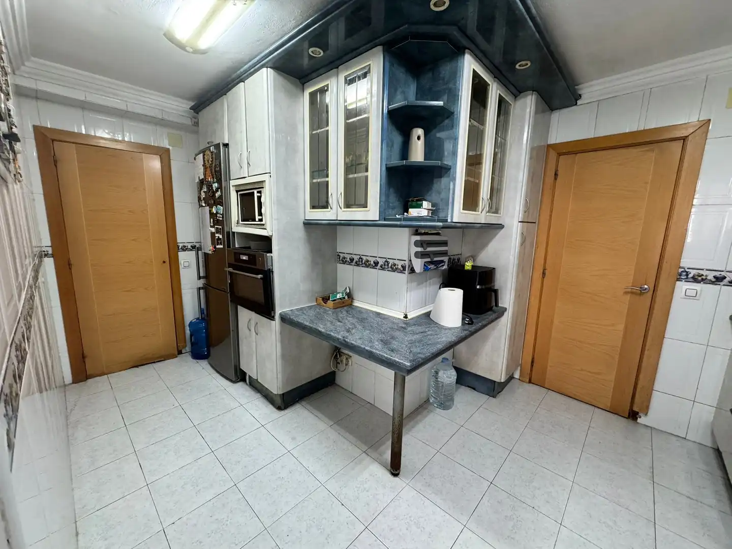 Cocina de Piso en venta en L'Hospitalet de Llobregat con Balcón
