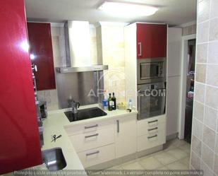 Kitchen of Flat for sale in Alcalá de Guadaira  with Air Conditioner, Terrace and Community pool