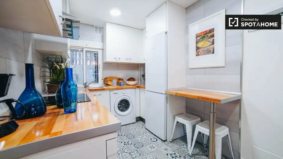 Kitchen of Flat for share in Madrid  with Air Conditioner, Heating and Terrace