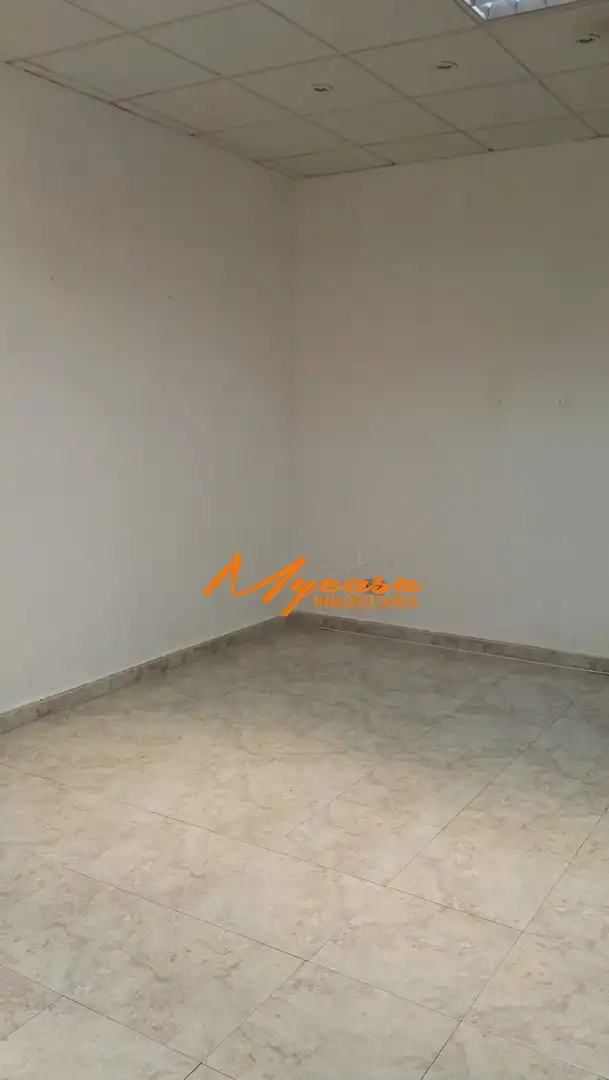 Local comercial en venda a Centro, imagen 7