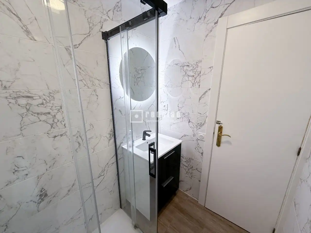Baño de Piso en venta en Valencia con Amueblado y Alarma