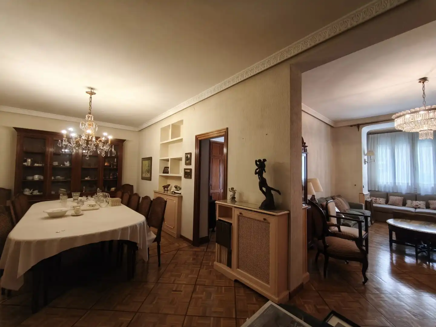 Comedor de Piso en venta en Madrid con Balcón y Alarma