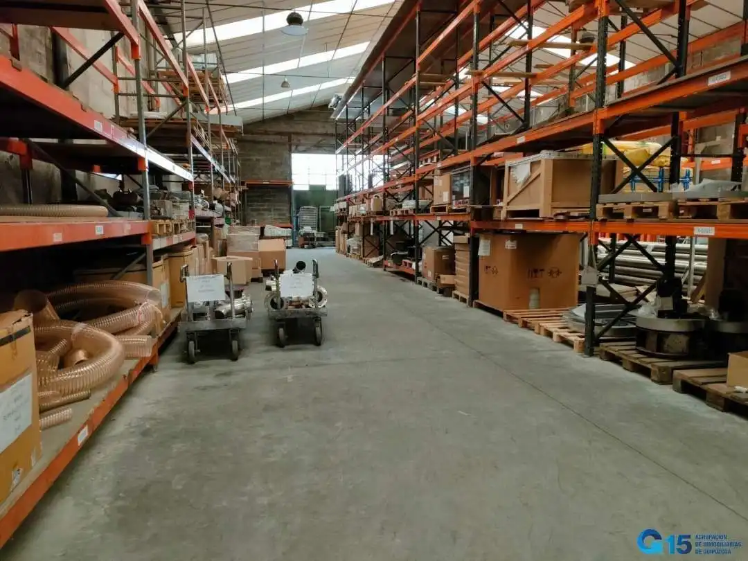 Nau industrial en venda en Zizurkil