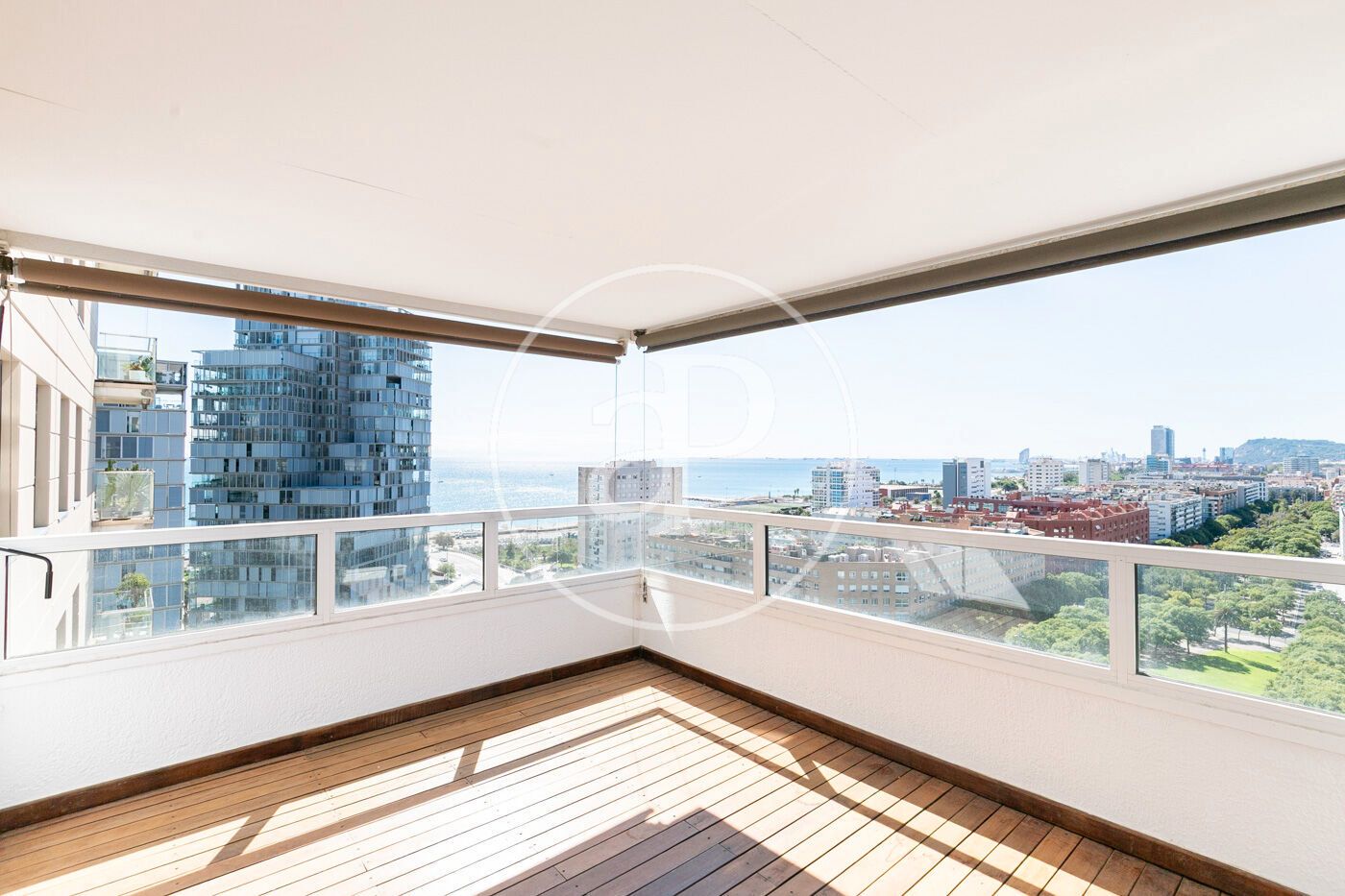 Terrassa de Pis en venda en  Barcelona Capital amb Aire condicionat, Calefacció i Jardí privat