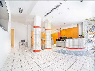 Local comercial en venta en Carrer de Navarra