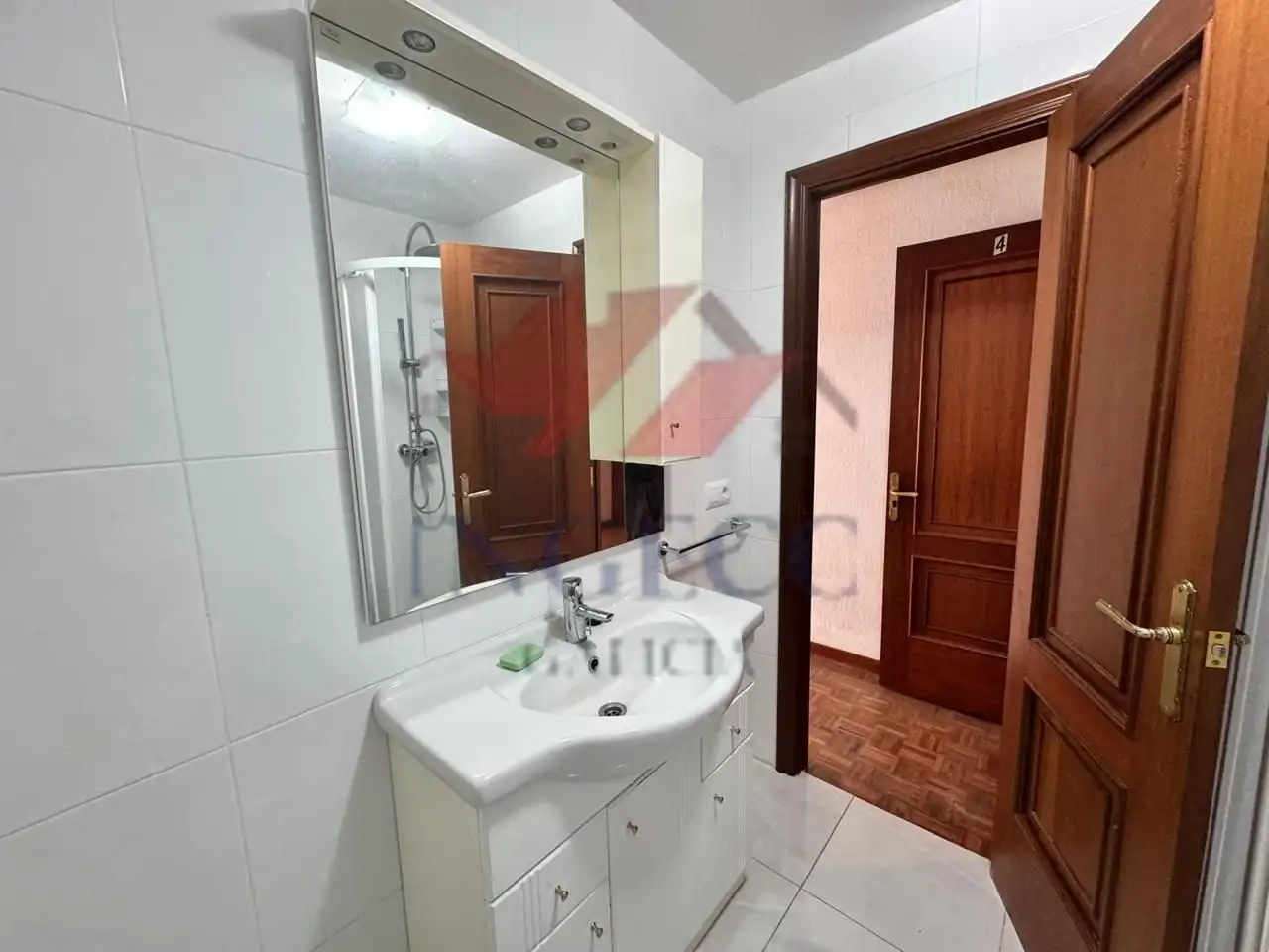 Cocina de Piso en venta en A Coruña Capital  con Calefacción, Parquet y Trastero