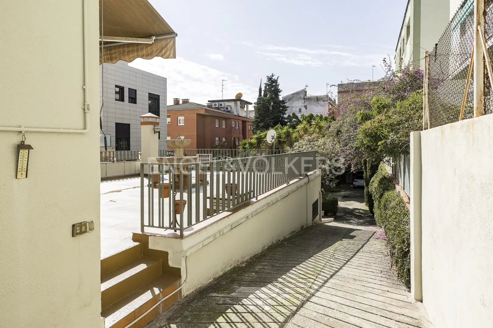 Vista exterior de Casa o chalet en venta en Barcelona con Calefacción, Jardín privado y Terraza