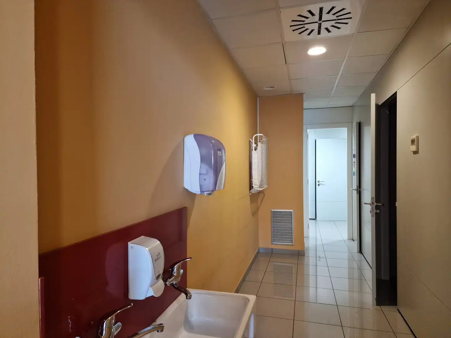 Local en venta en Sant Julià de Ramis con Aire acondicionado