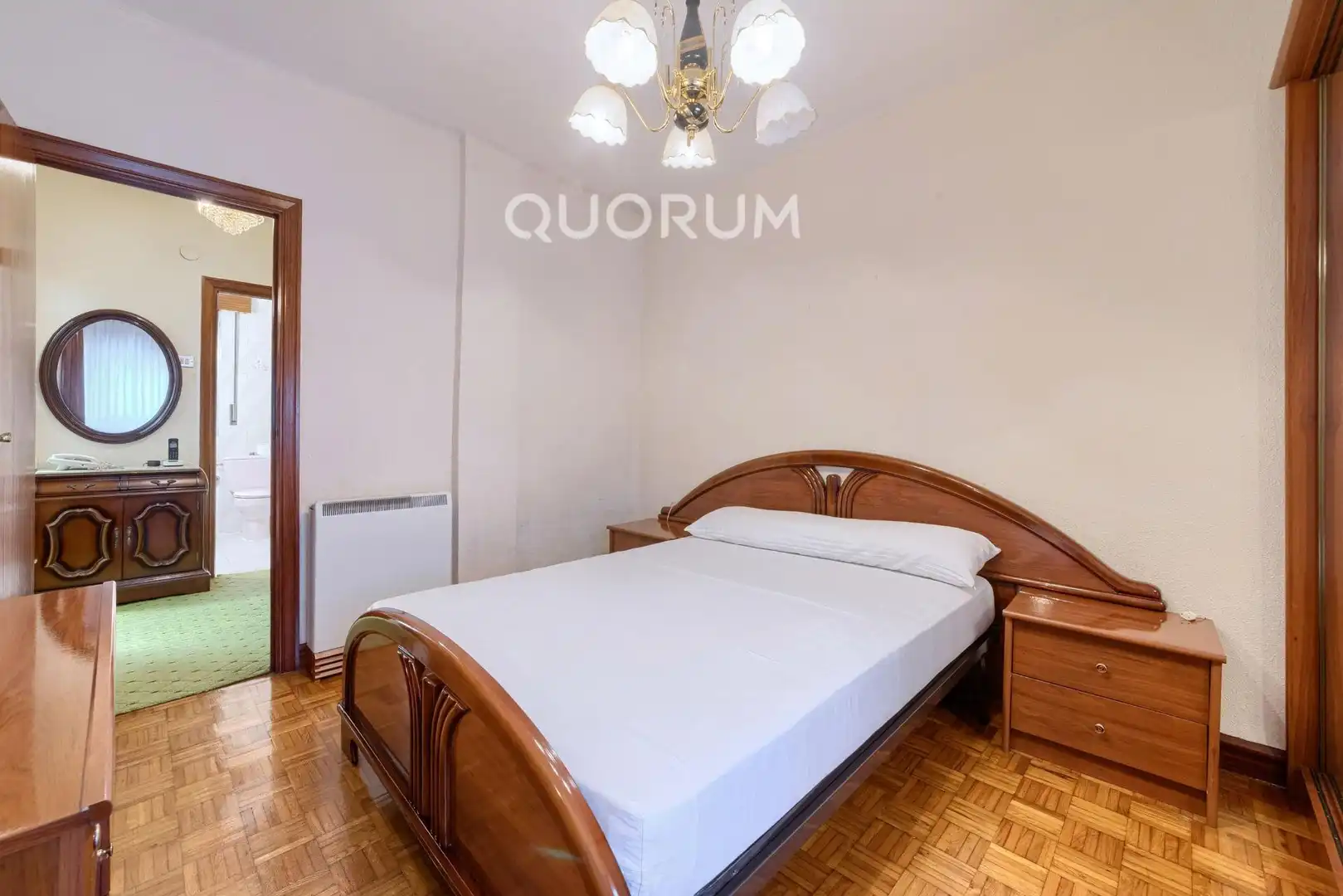 Habitación de Piso en venta en Basauri  con Calefacción, Trastero y Amueblado