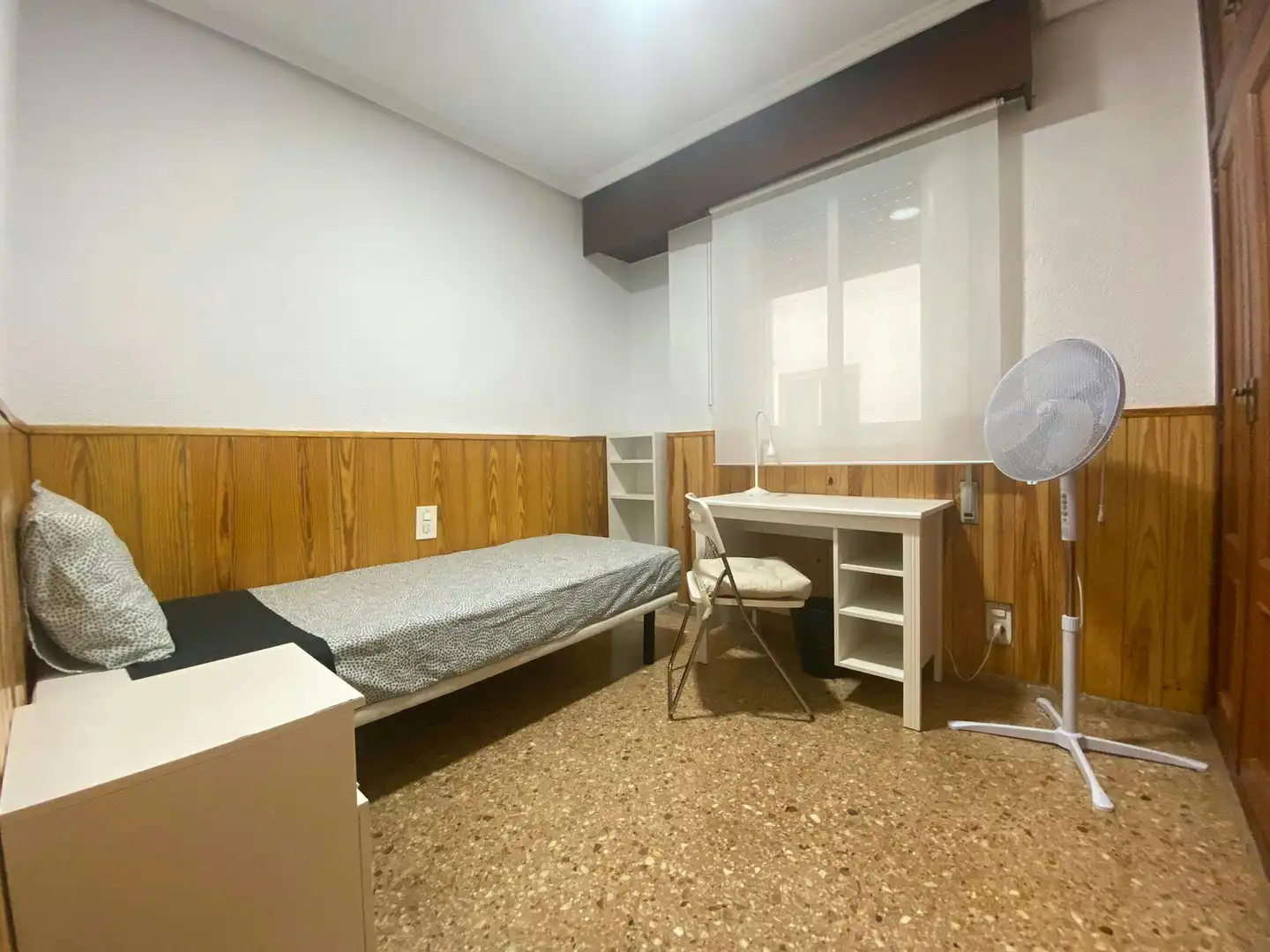 Habitación de Piso para compartir en Valencia con Calefacción, Amueblado y Lavadora