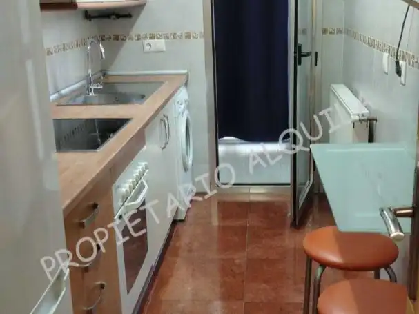 Pis de lloguer a Calle Eduardo Cruz Gómez, 3, Reyes Católicos - Paseo San Antonio