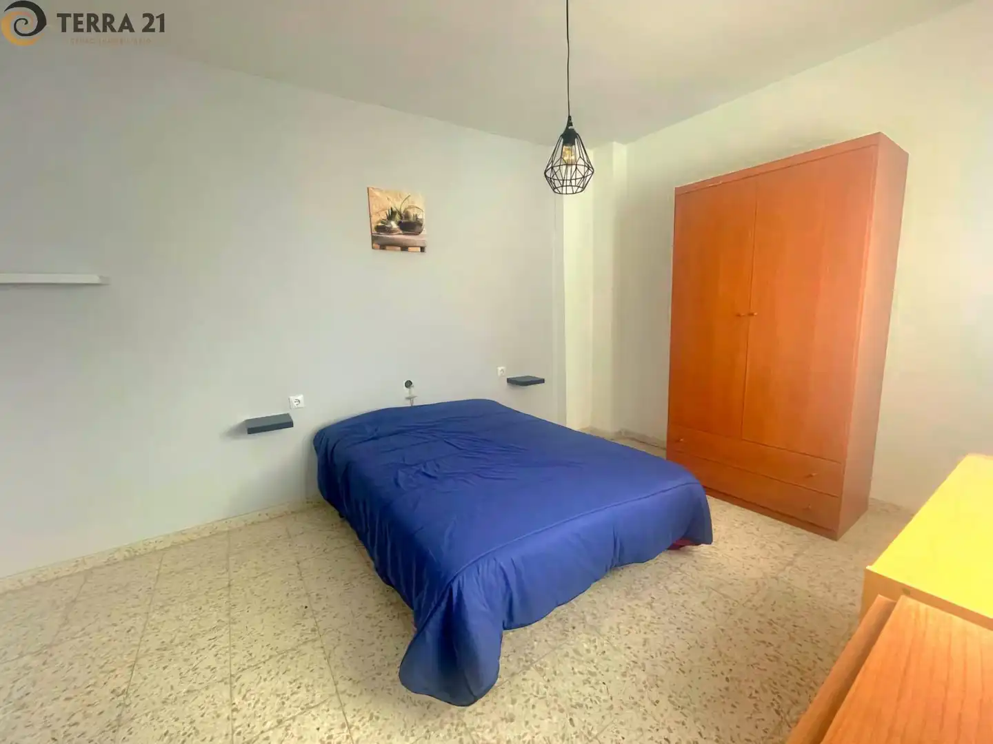 Habitación de Piso de alquiler en Jaén con Amueblado y Balcón