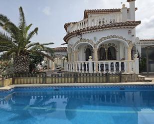 Piscina de Casa o xalet de lloguer en Mont-roig del Camp amb Terrassa