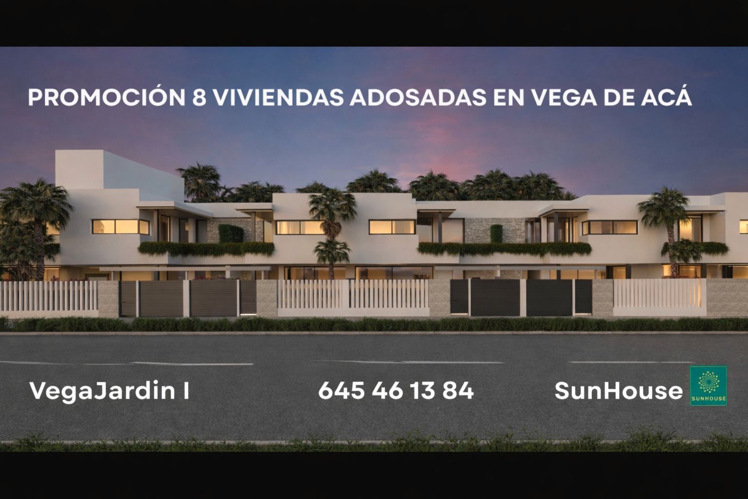 Casa adosada en venda a Avenida Cánovas del Castillo, Nueva Almería - Cortijo Grande - Vega de Acá